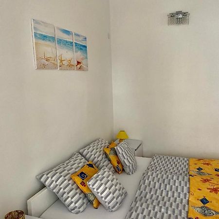 شقة Grande Familia Apartman إغير المظهر الخارجي الصورة